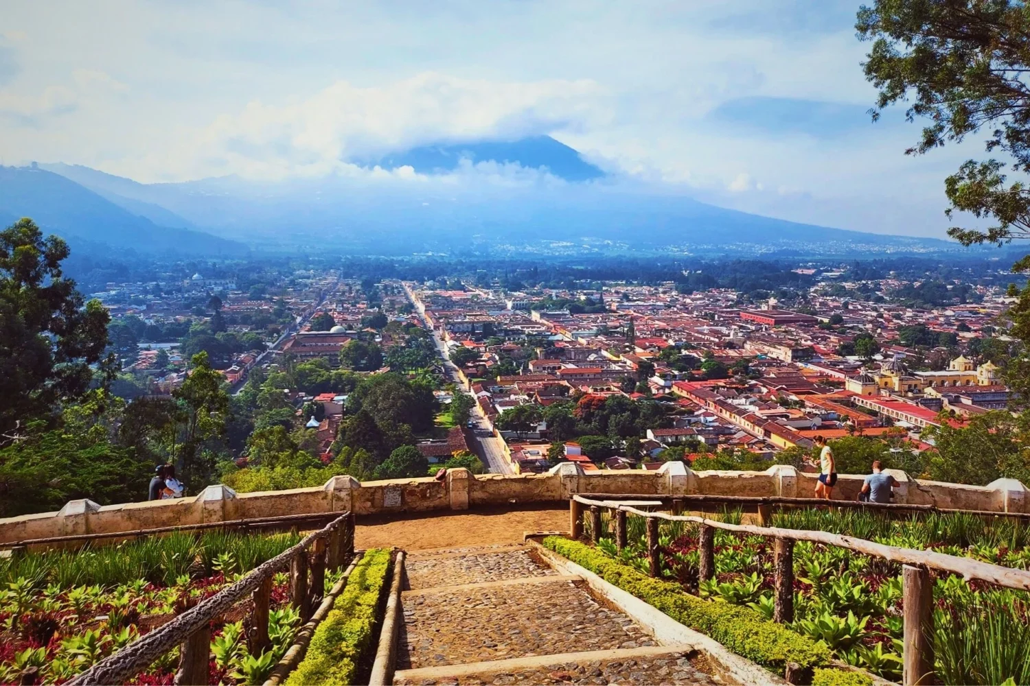 sunset walk antigua guatemala cerro de la cruz